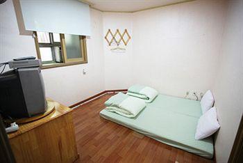 Namsan Gil Hotel Seoul Bagian luar foto