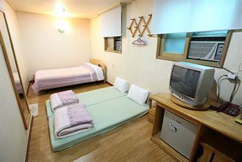 Namsan Gil Hotel Seoul Bagian luar foto